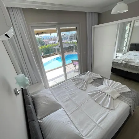 아파트 Site Icinde Lux Daire